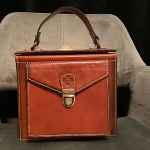 Patricia Nash oxford style shoulder bag brown chestnut hand bag genuine leather